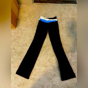 Black, white, blue and navy blue flare lululemon pants